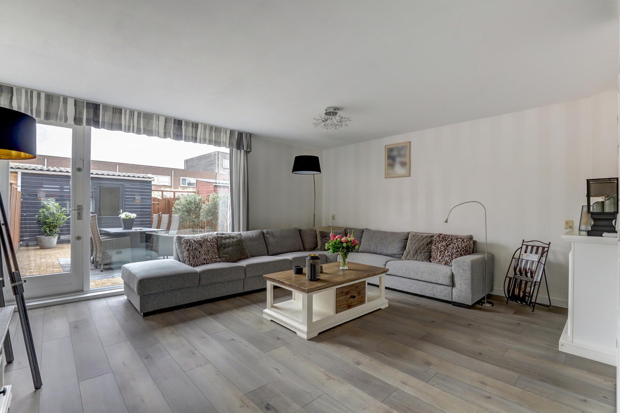 Alphen aan den Rijn – Schouw 7 – Foto 12