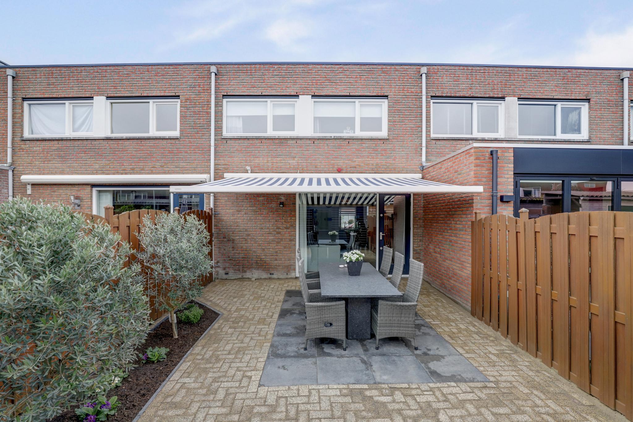 Alphen aan den Rijn – Schouw 7 – Foto 20