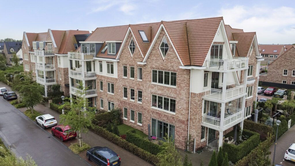 Waddinxveen – Palissanderhout 100 – Hoofdfoto