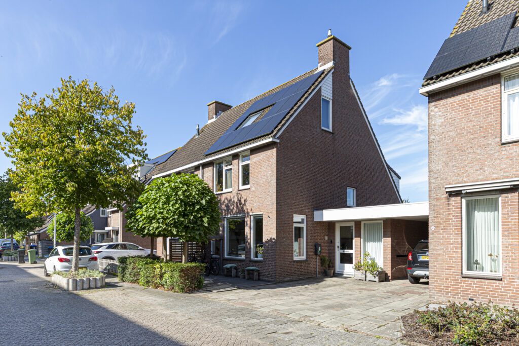 Reeuwijk – Beatrixlaan 10 – Hoofdfoto
